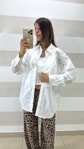 Camicia Beatrix Elasticizzata con Corallini e Strass Luccicosi