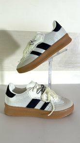 Sneakers Kora con Bande Nere e Perline