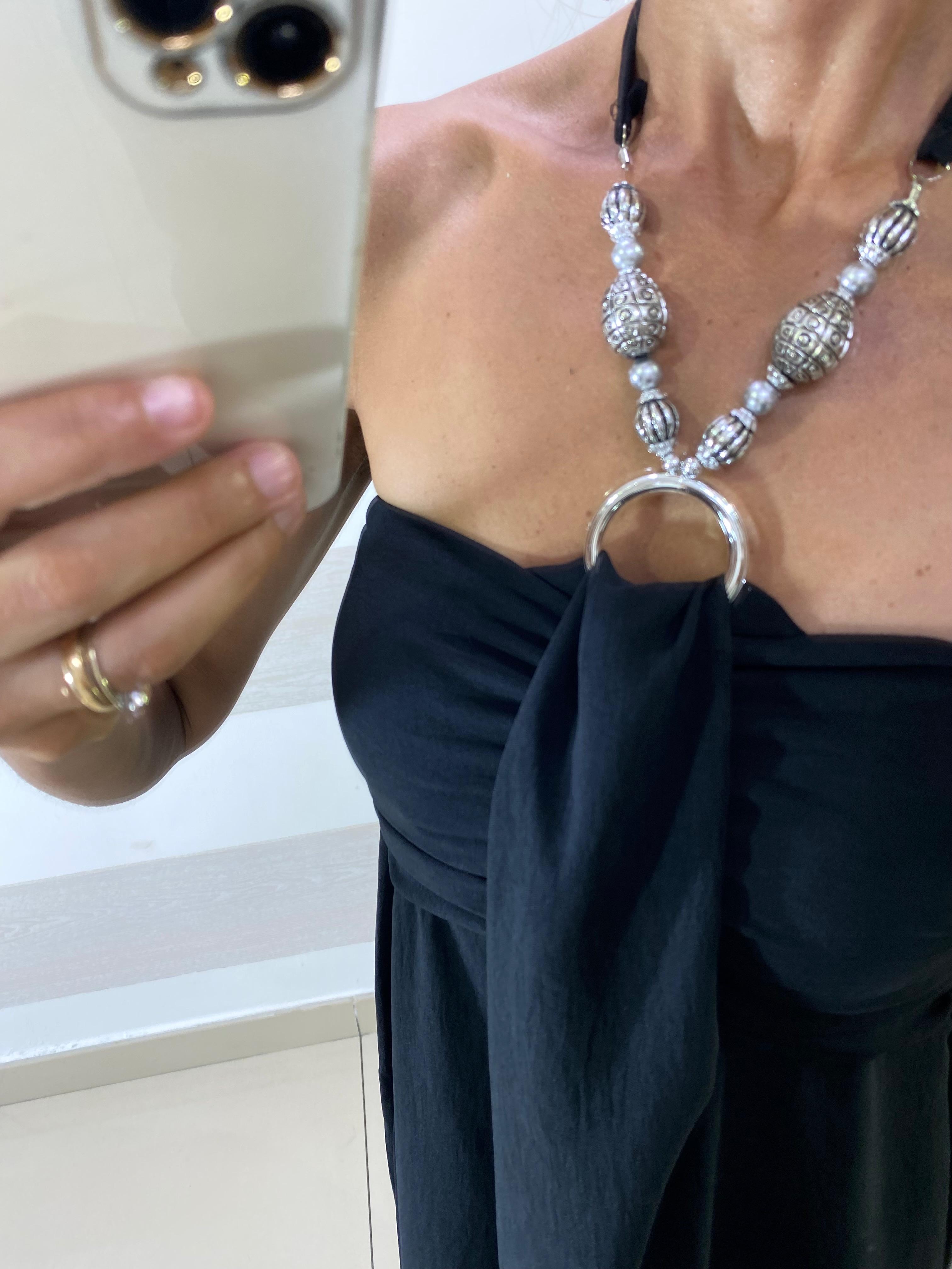 Abito Lungo Tisba Scollo a Fascia con Collana