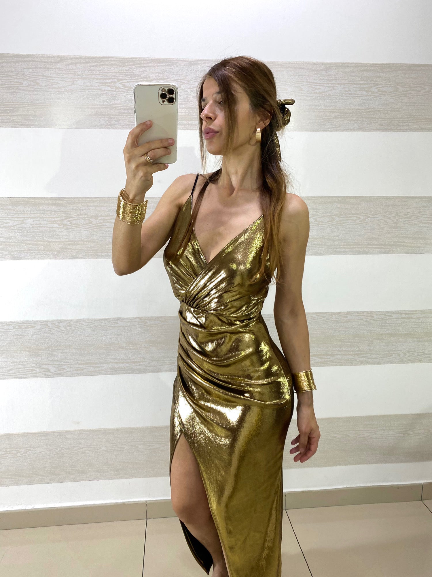 Abito Mariapia Metallic con Spacco e Coppe