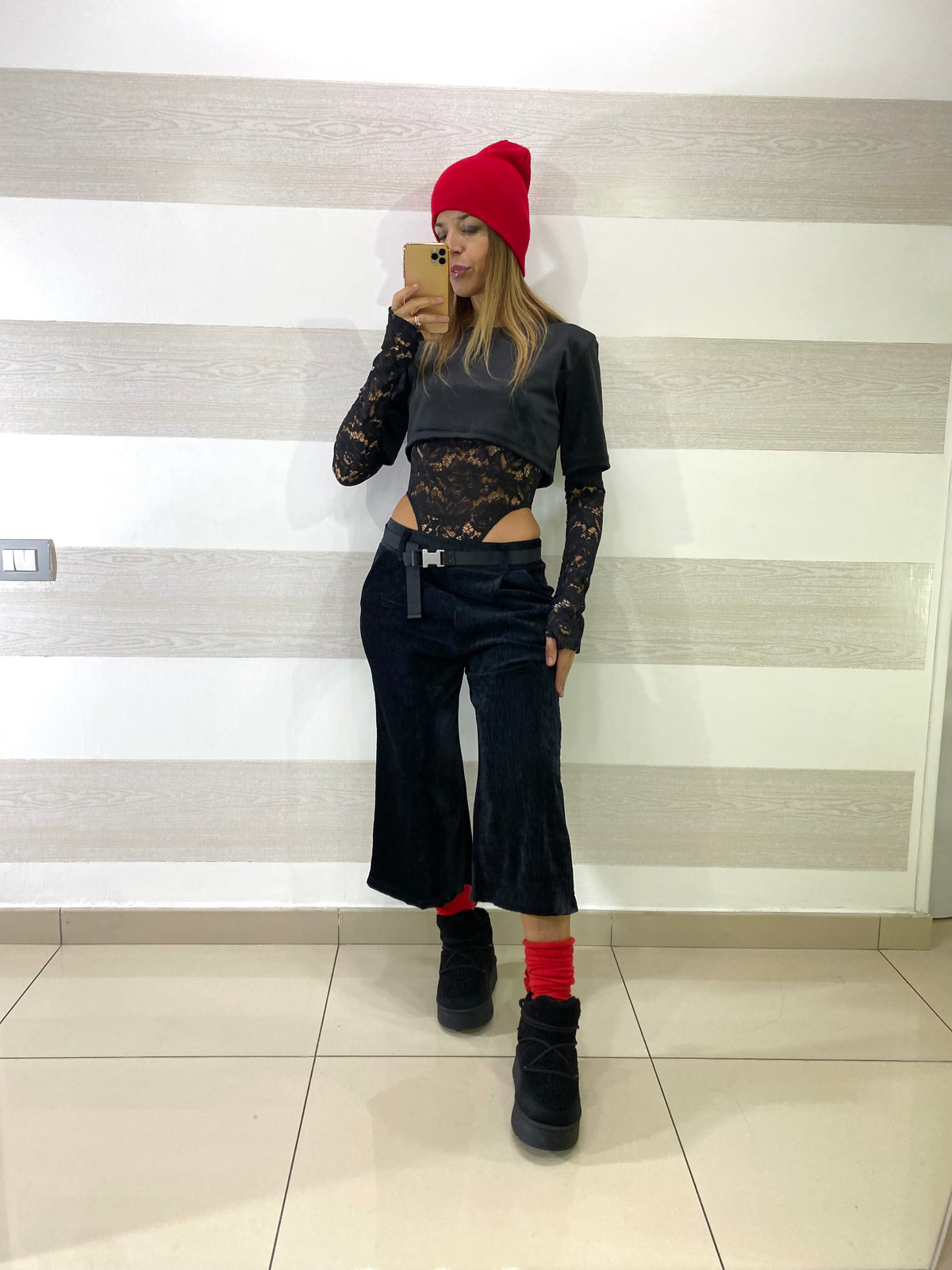 Bermuda Gayla Vellutino Elastico