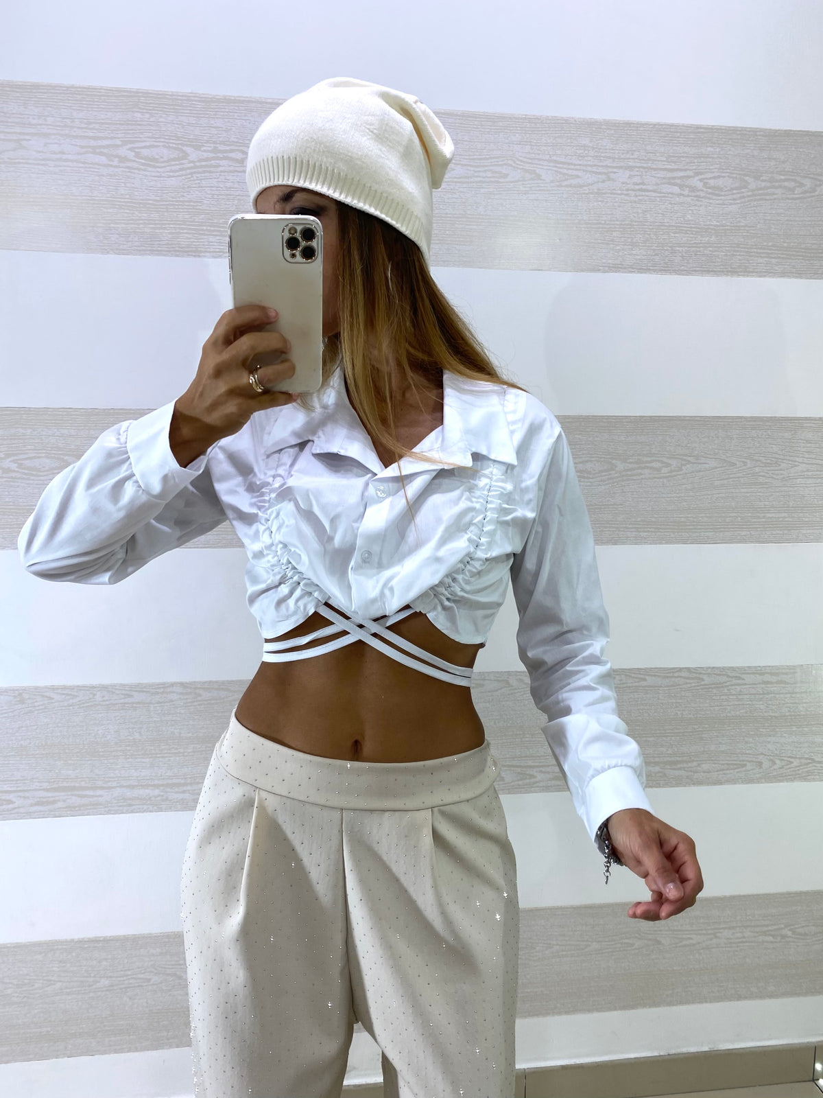 Camicia Delilah Crop con Laccio Regolabile