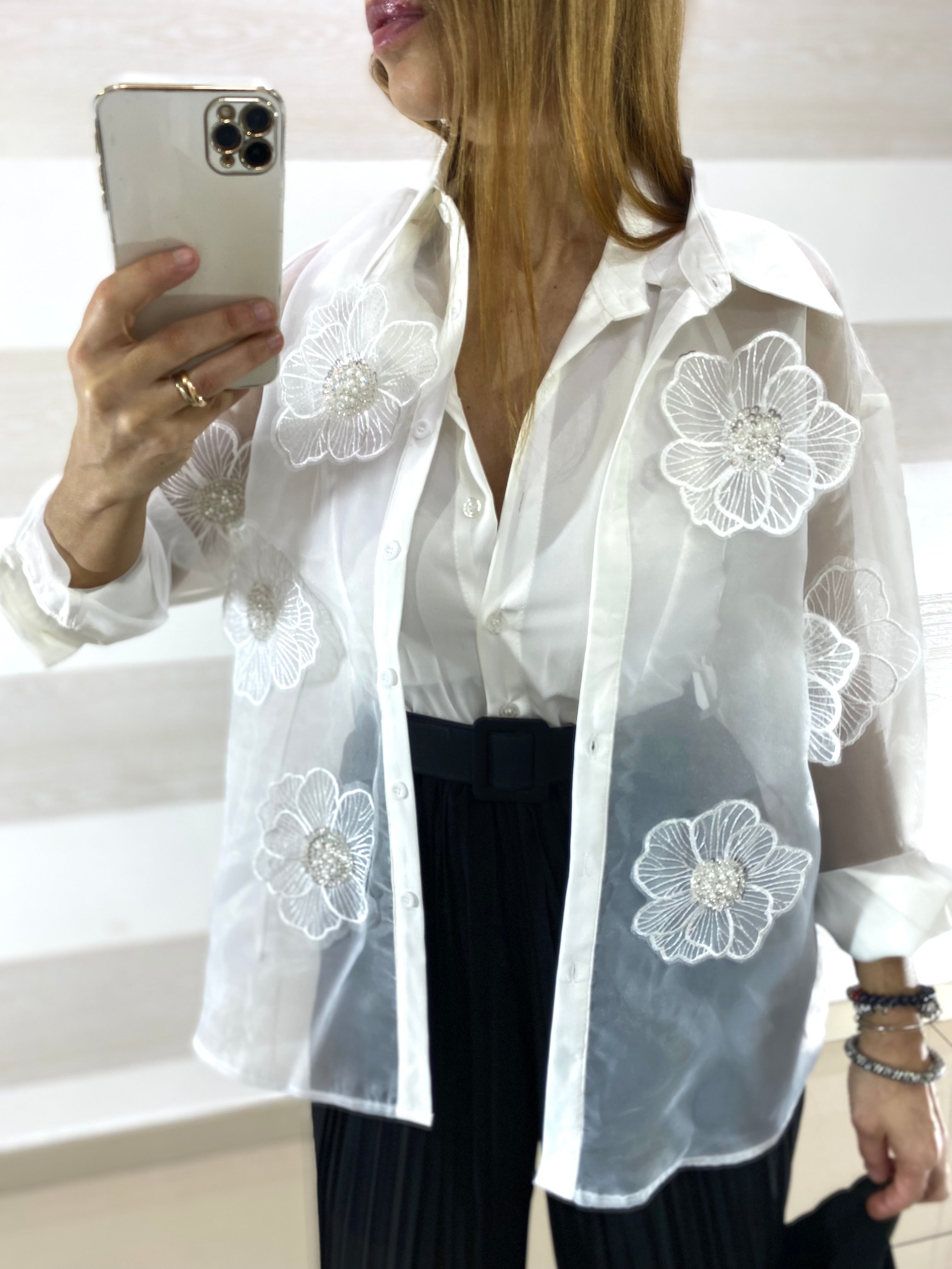 Camicia Doris Tipo Organza con Applicazioni Fiori
