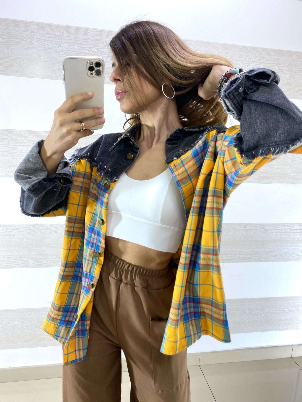 Camicia Justine a Quadroni con Jeans Nero e Borchie