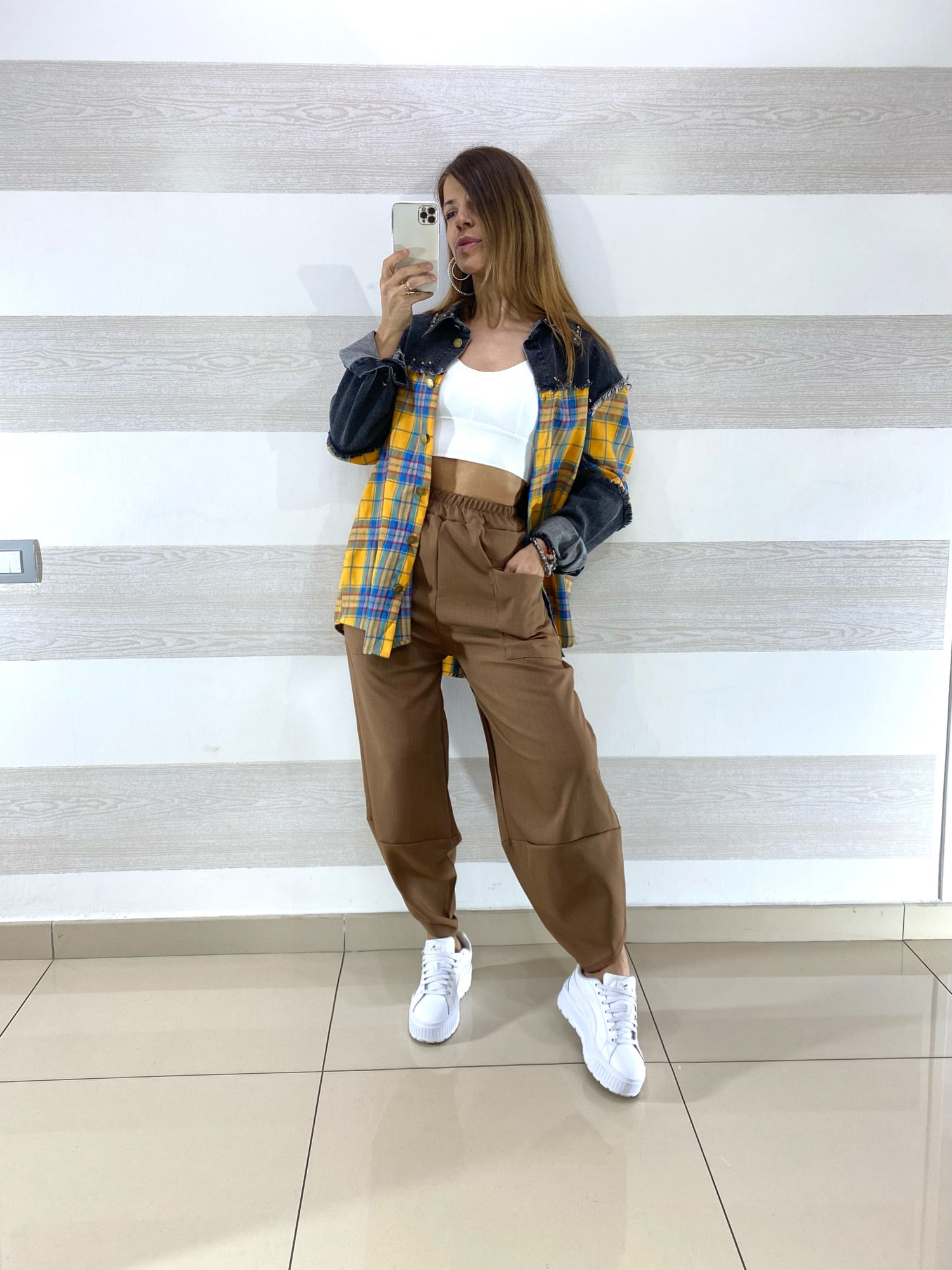 Camicia Justine a Quadroni con Jeans Nero e Borchie