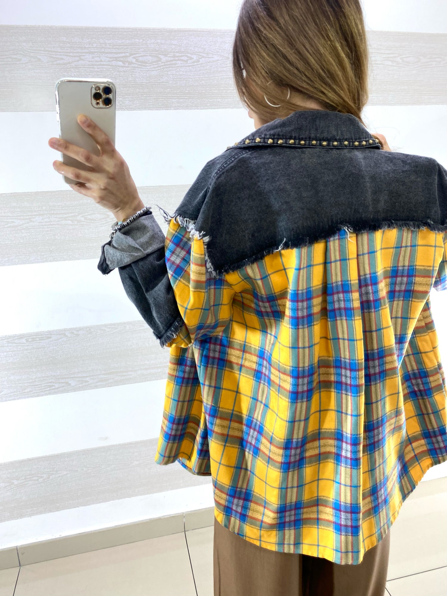 Camicia Justine a Quadroni con Jeans Nero e Borchie
