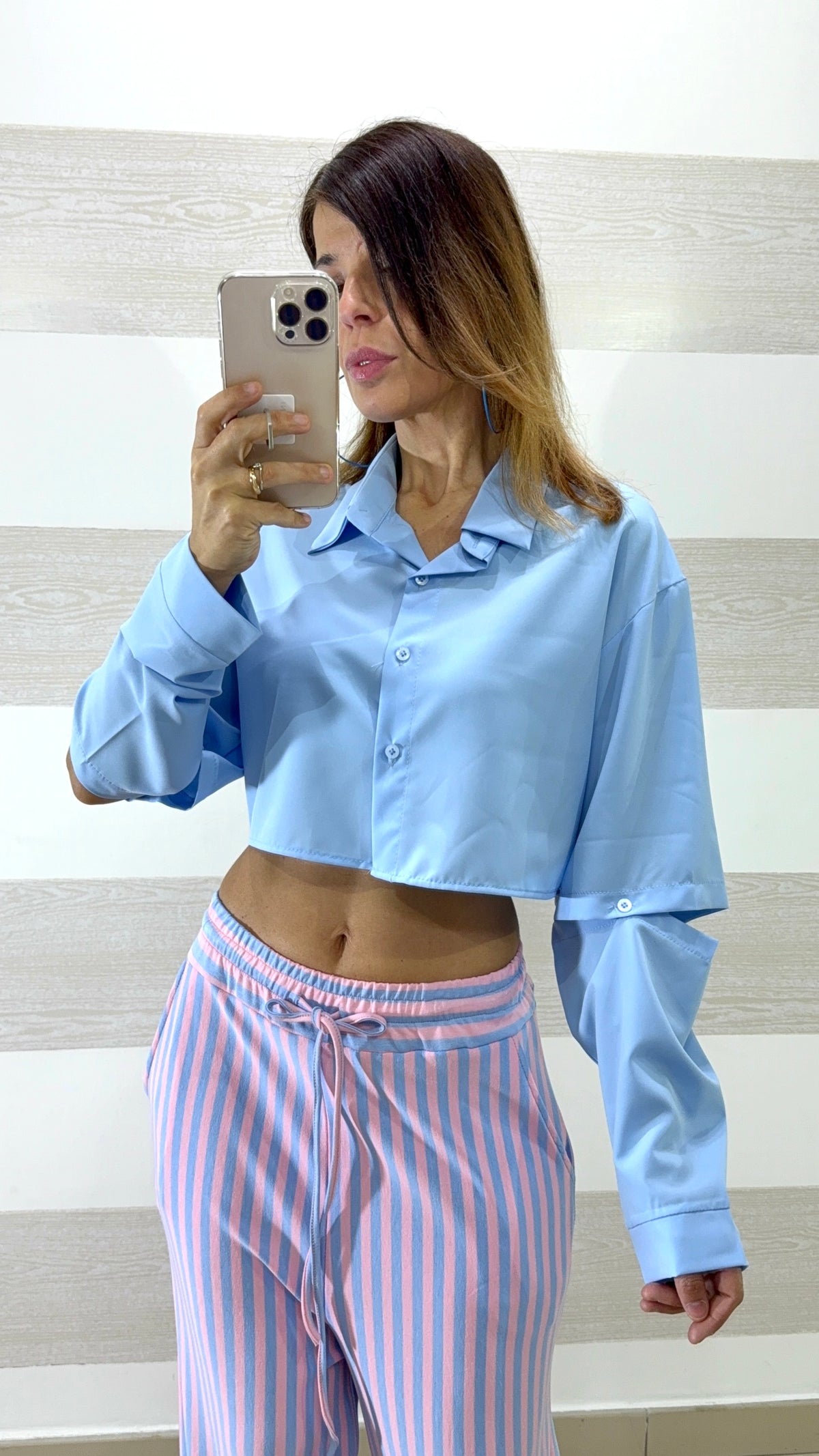 Camicia Lisann Crop con Maniche Removibili