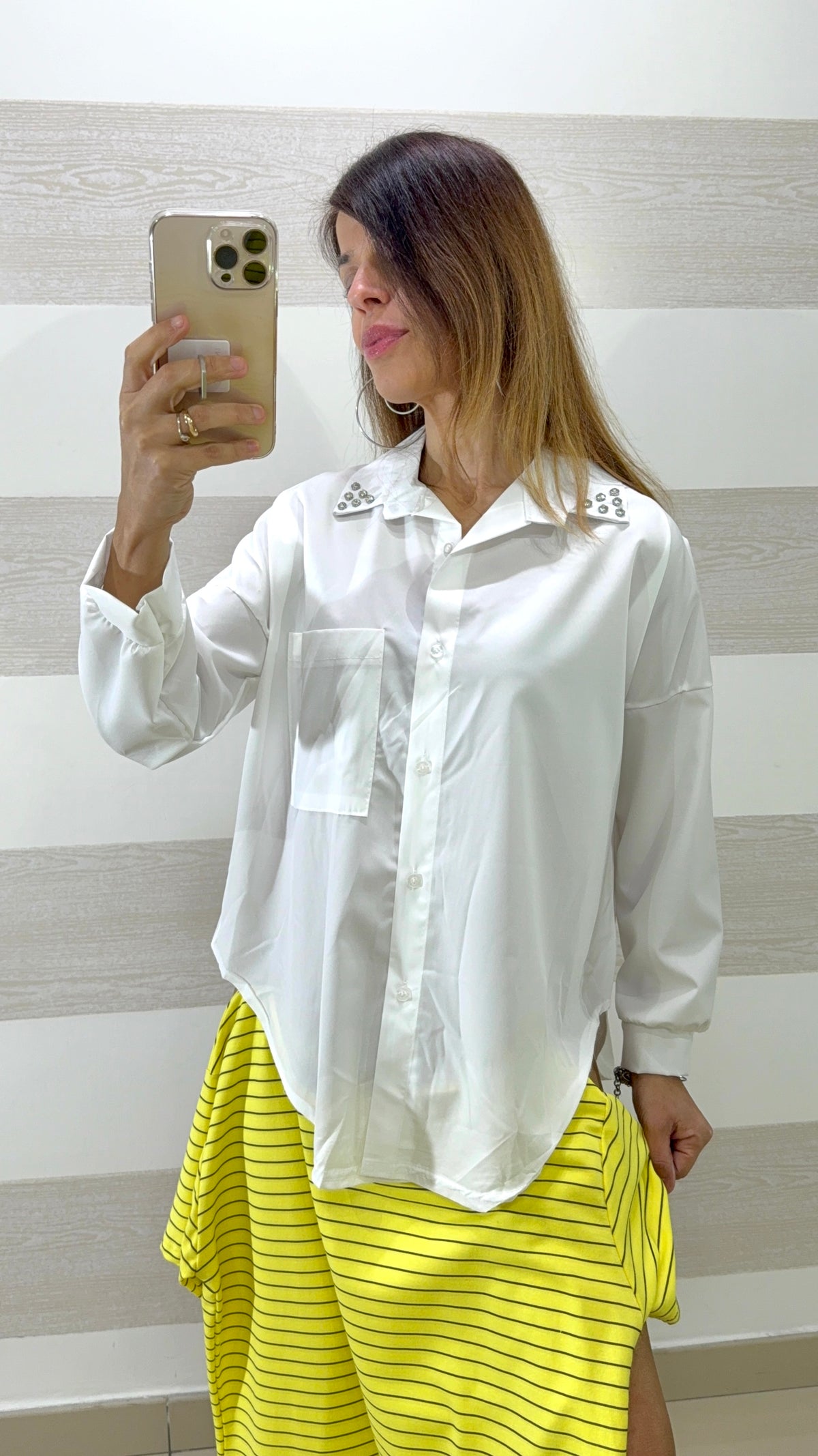 Camicia Shana Elasticizzata con Strass sul Colletto