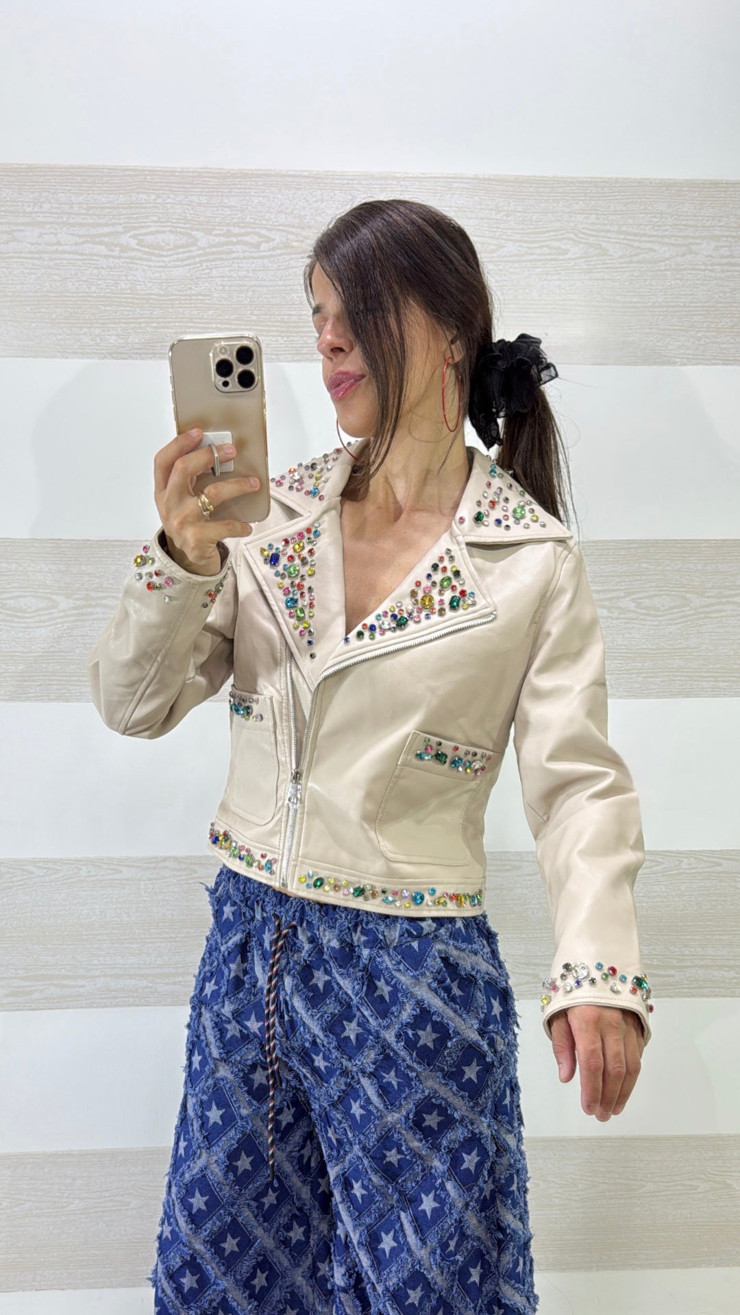 Chiodo Cyrilla Eco Pelle con Strass e Pietre Colorate
