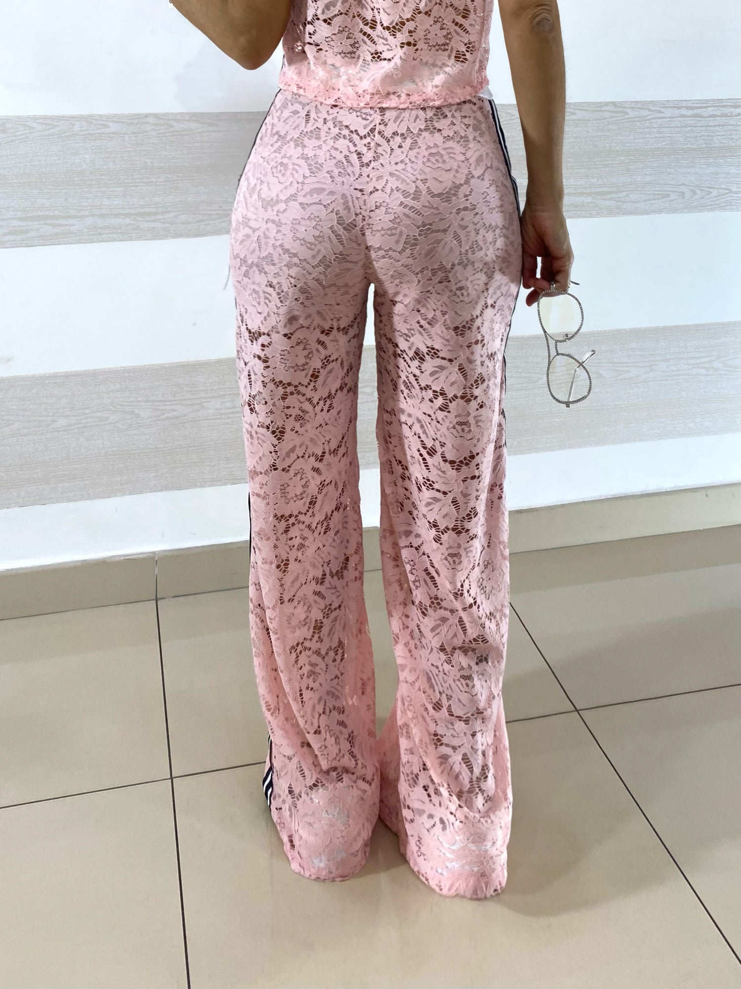 Coordinato Jasmine in Pizzo PantaPalazzo e Top con Bande Laterali