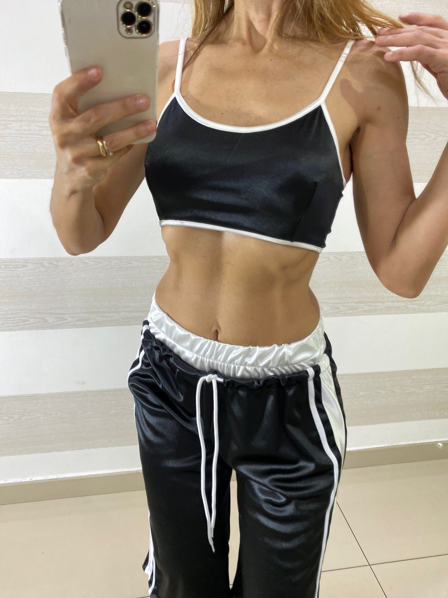 Coordinato Petra Bermuda e Top Satin con Fasce Laterali