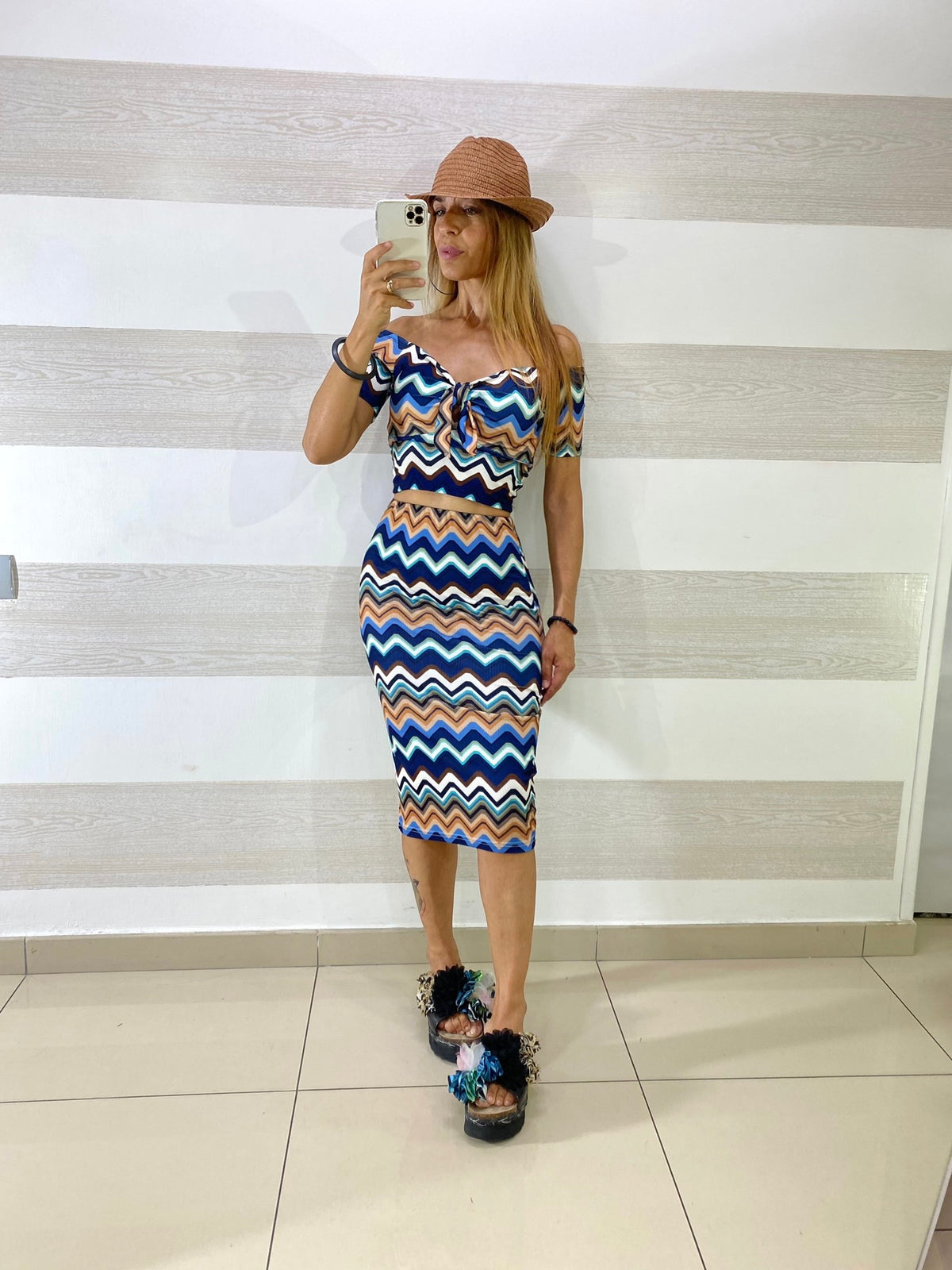 Coordinato Swami Top Coppe e Gonna Zig Zag