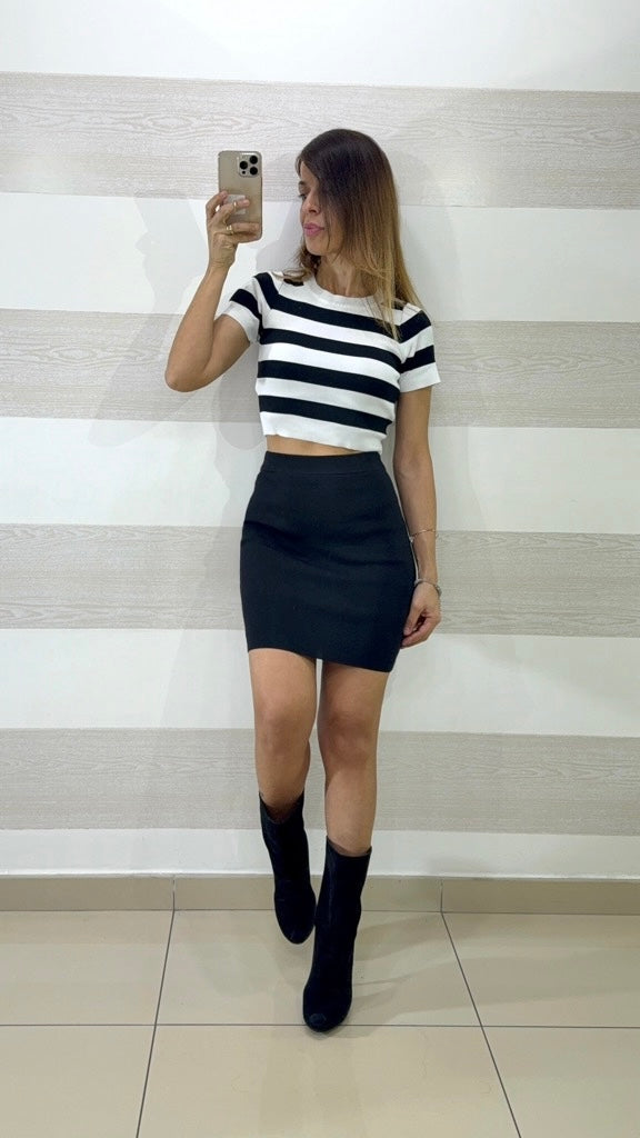 Coordinato Tillie Mini Gonna e Maglia a Righe Bianche
