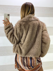 Eco Pelliccia Amanda Voluminosa Beige con Zip