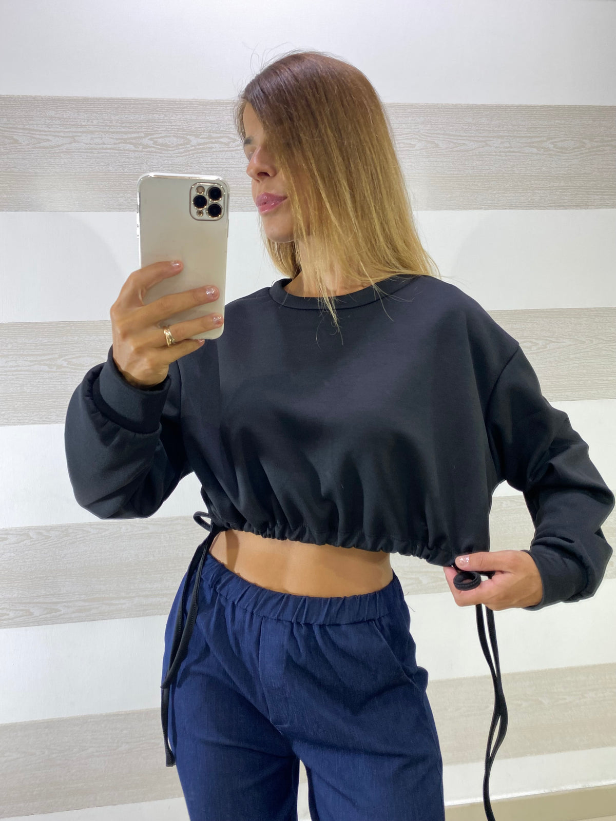 Felpa Crop Janis con Lacci in Vita