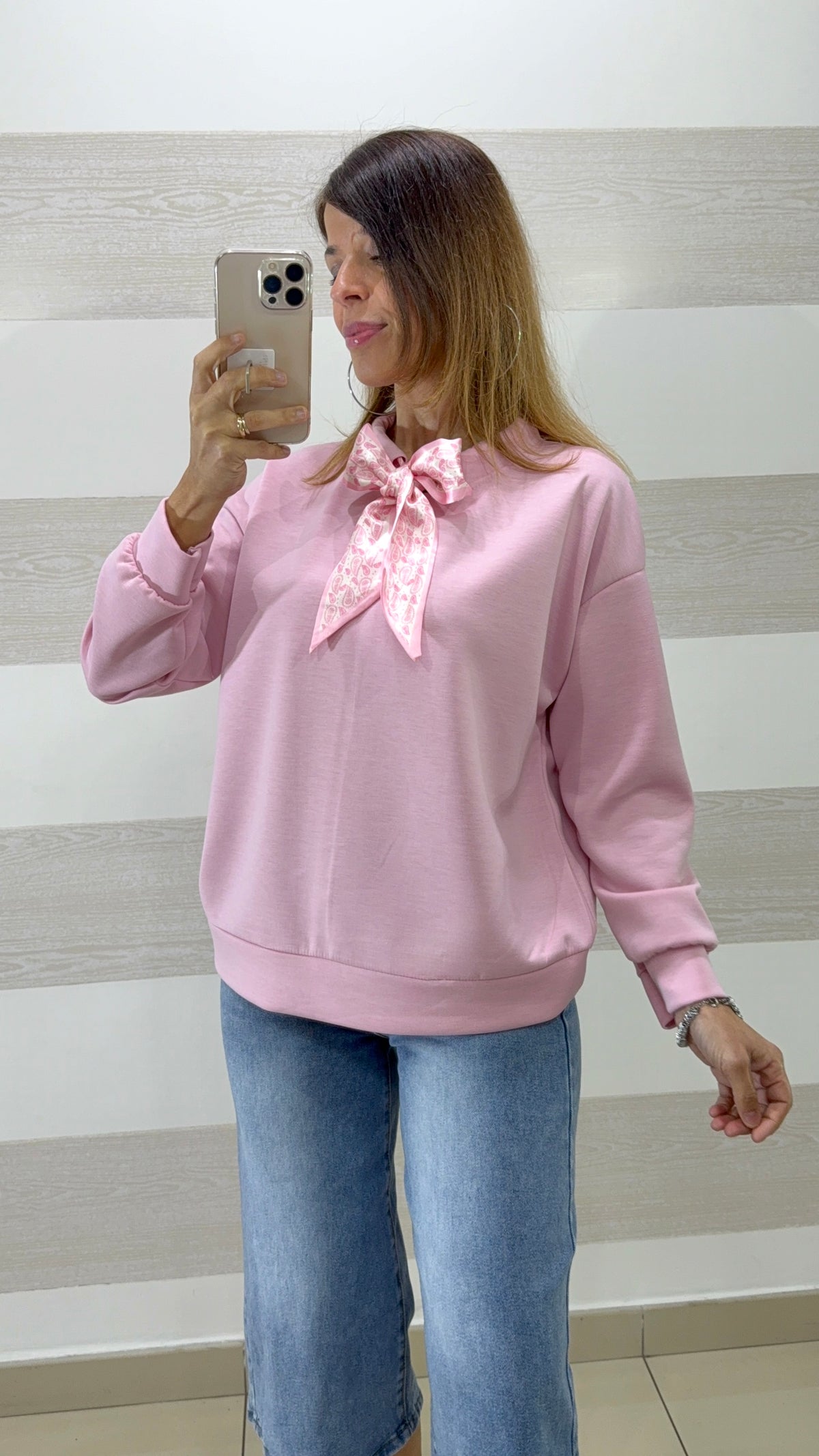 Felpa Loretta con Foulard Removibile in Raso