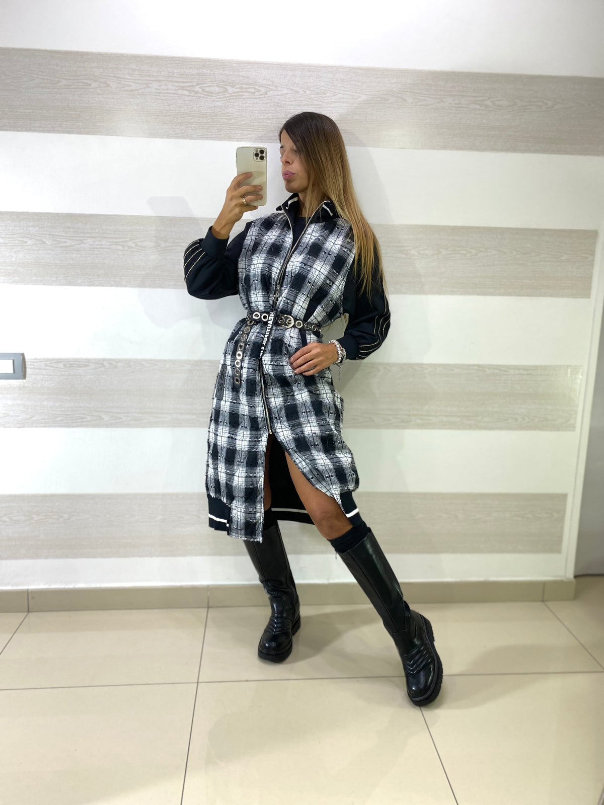 Gilet Miranda a Quadroni con Micro Strappi Sfrangiati