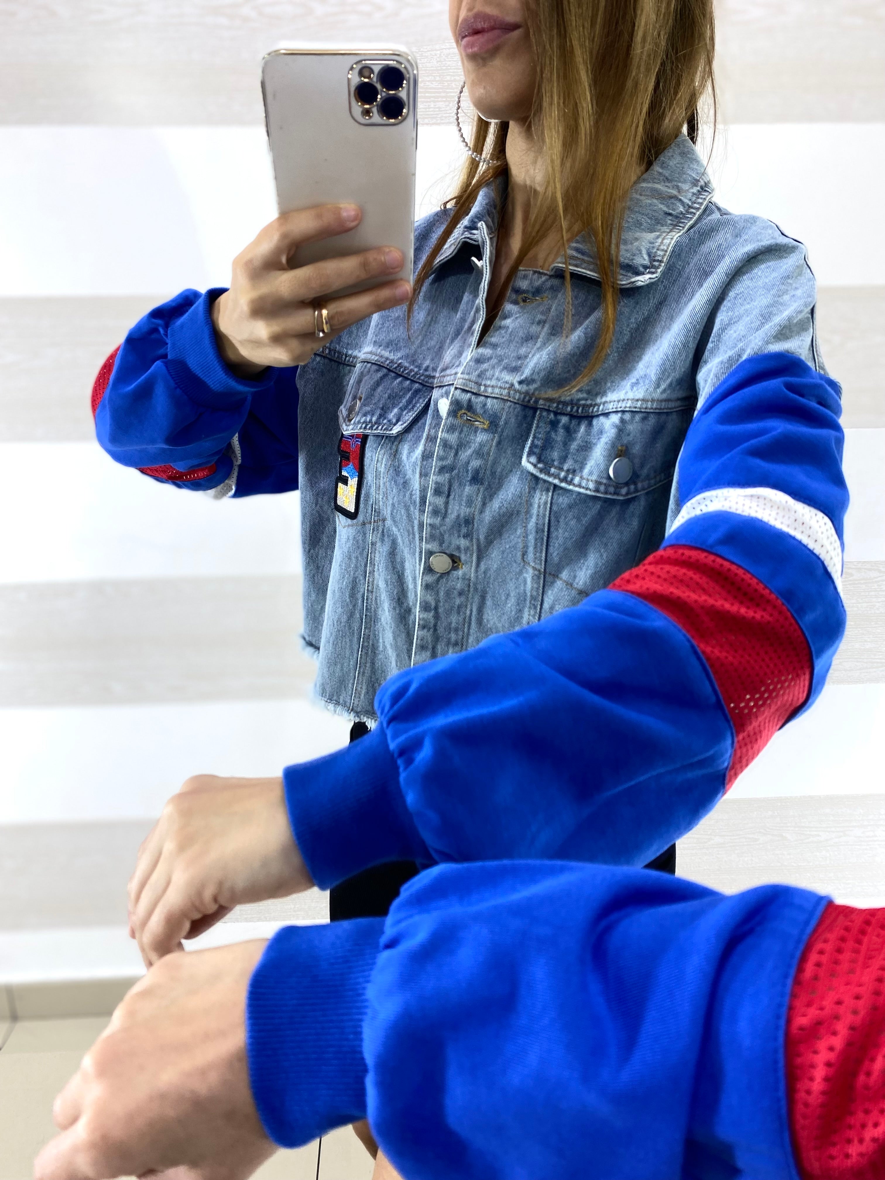 Giubbino Livia Jeans con Maniche in Tessuto Blu