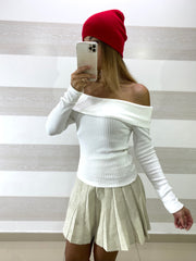 Maglia Breanne a Costine con Scollo a Barca