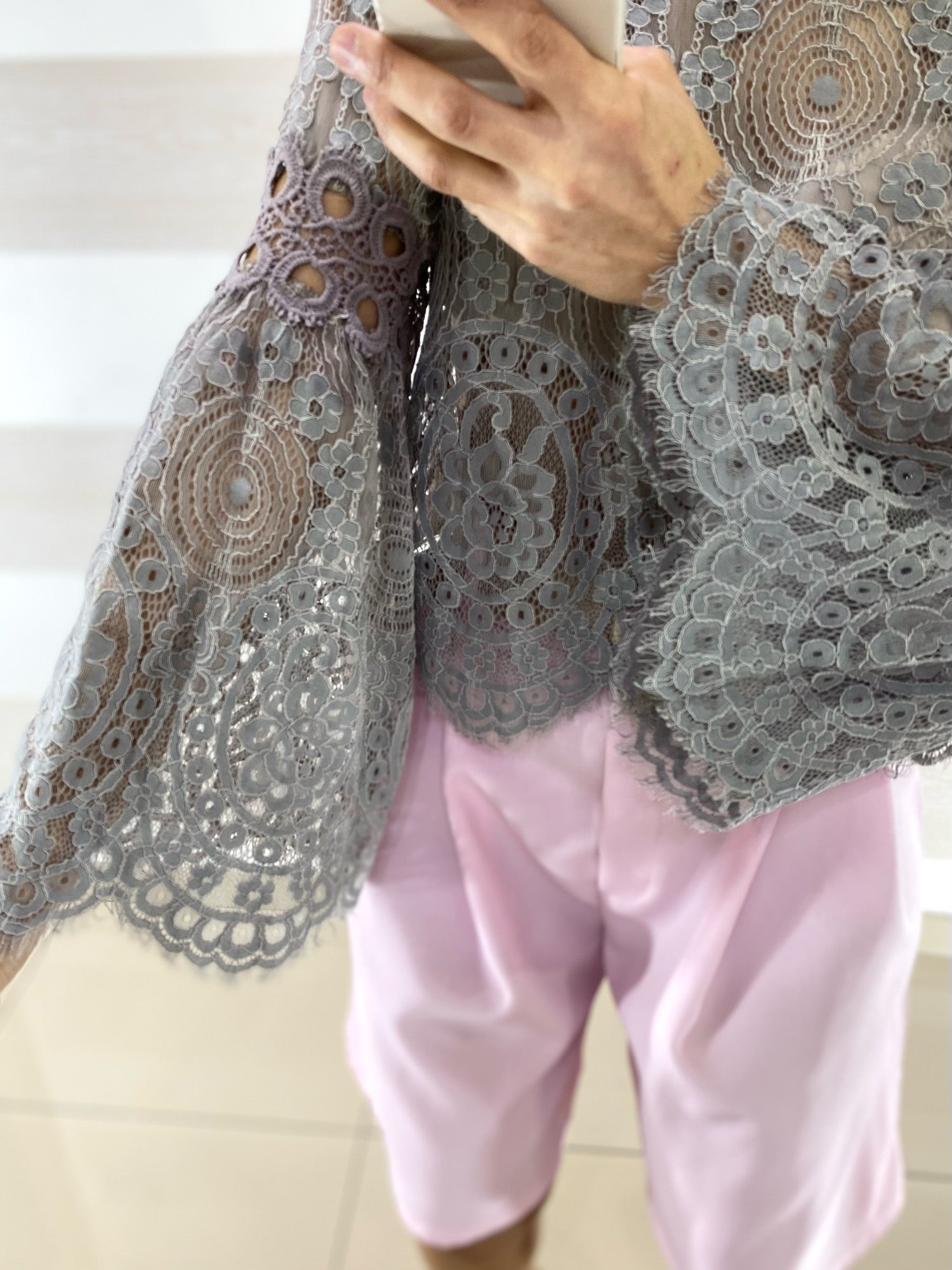 Maglia Elektra in Pizzo Maniche a Campana