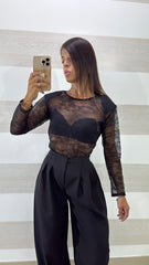 Maglia Ella in Pizzo Semitrasparente con Spalline