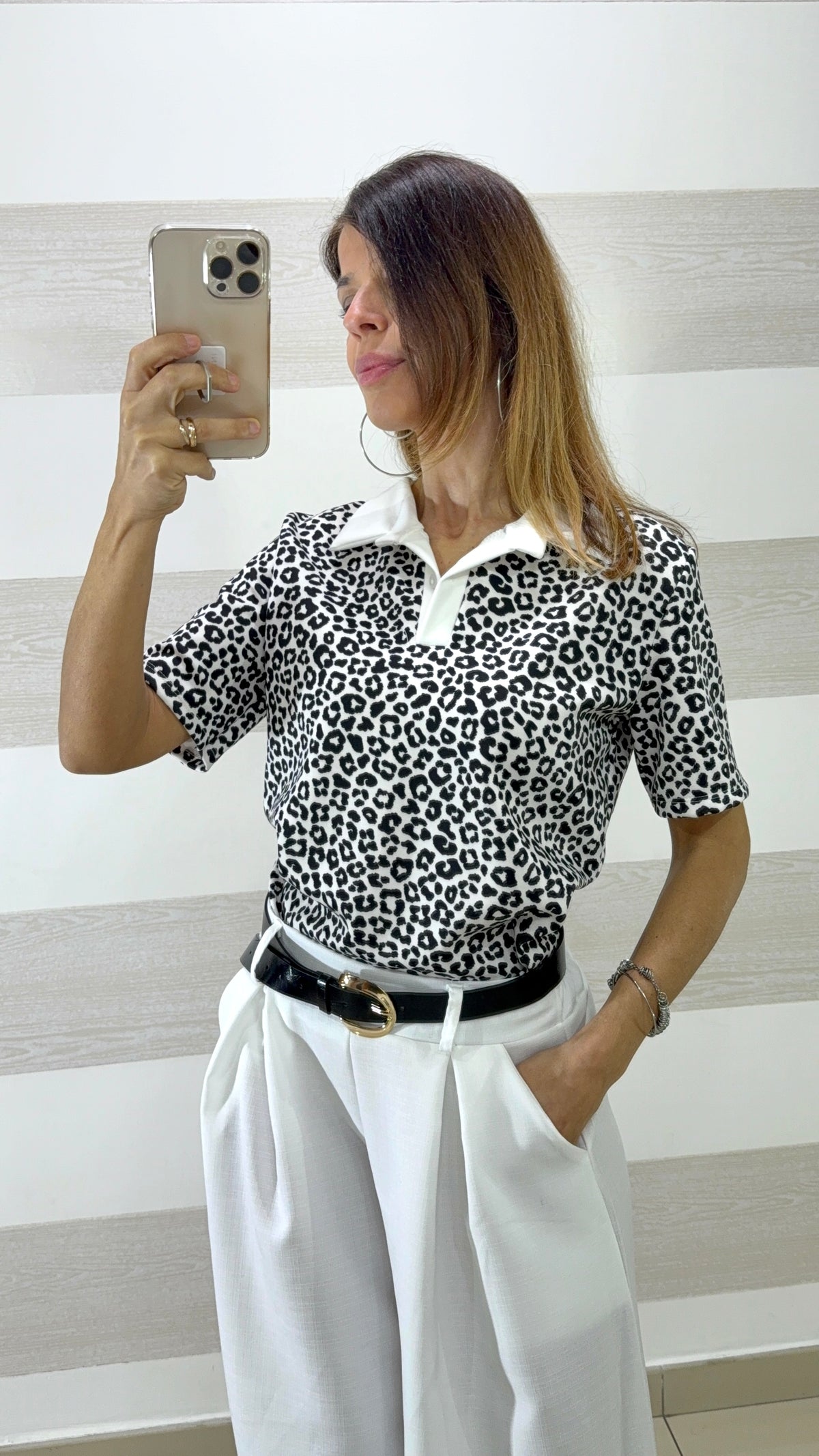Maglia Rozanne Maculata con Colletto Bianco