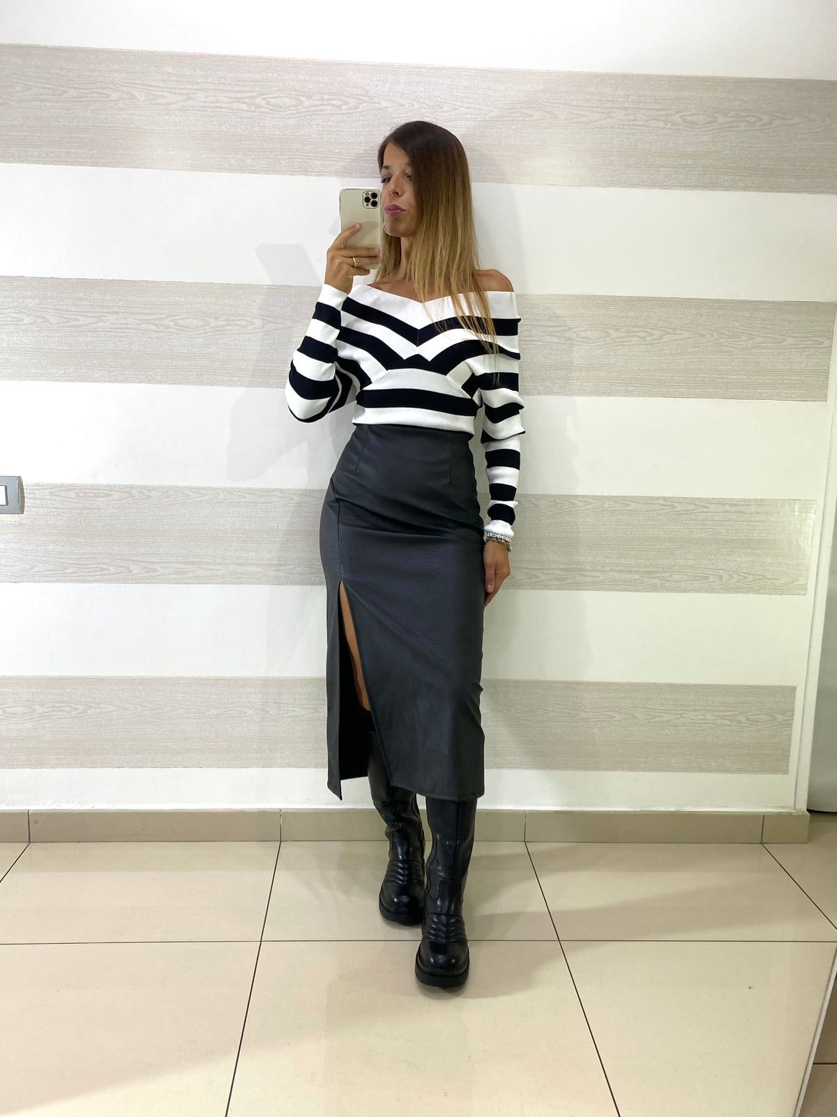 Maglia Sarah Scollo a V Rigata