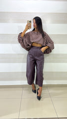 Pantaloni Gwenda alla Caviglia in Eco Pelle con Borchie