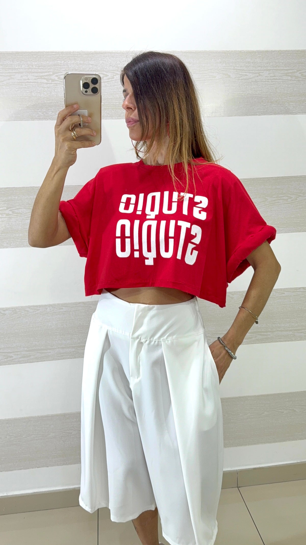 Shirt Crop Zavy con Maniche Imbottite e Spalline