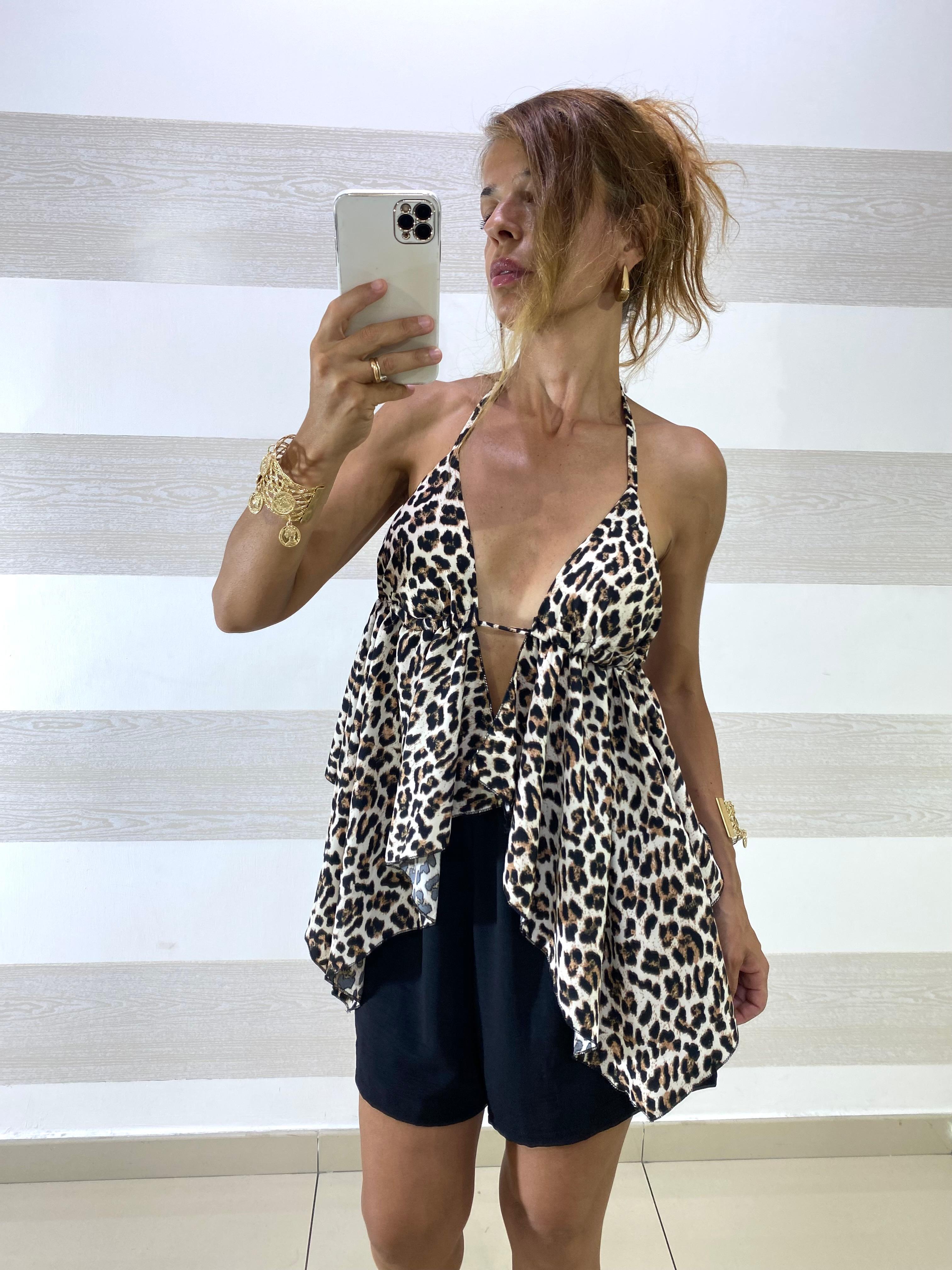 Shorts Tonia Svasato con Strass