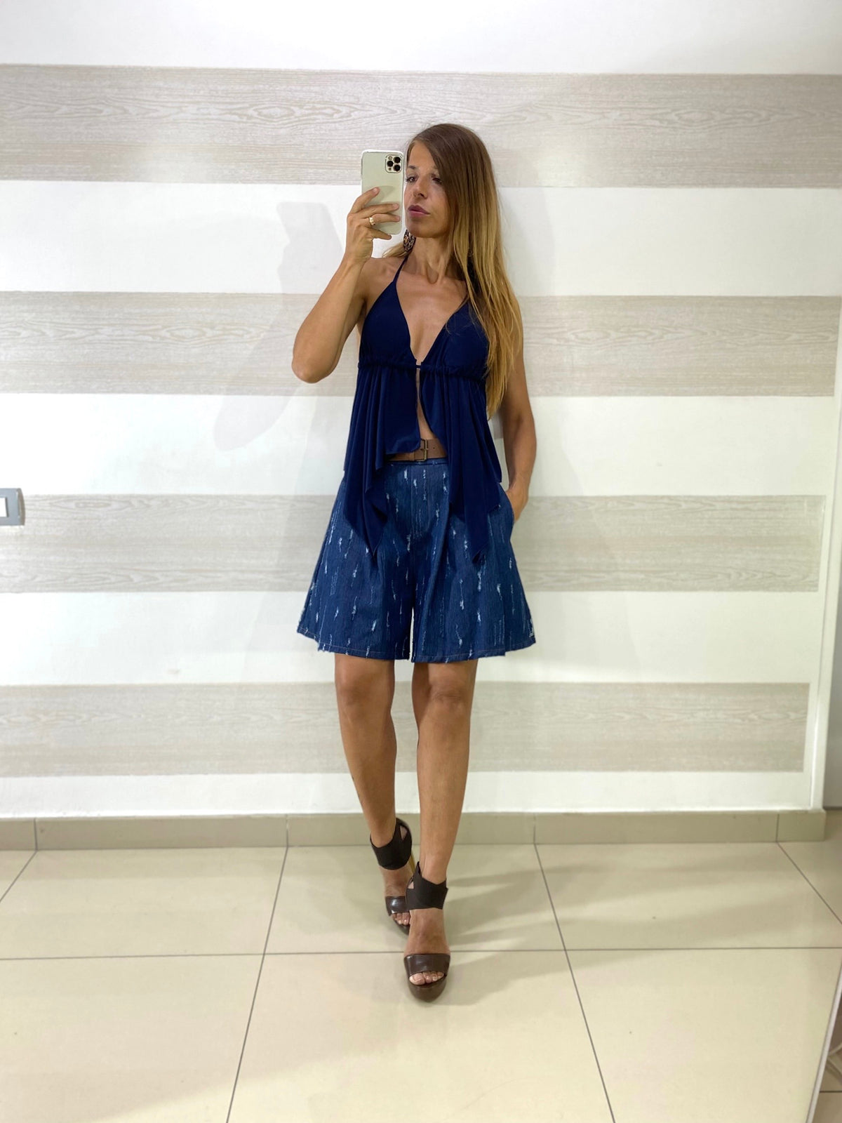 Shorts Vienna Jeans Blu Denim Effetto Micro Strappi con Cintura