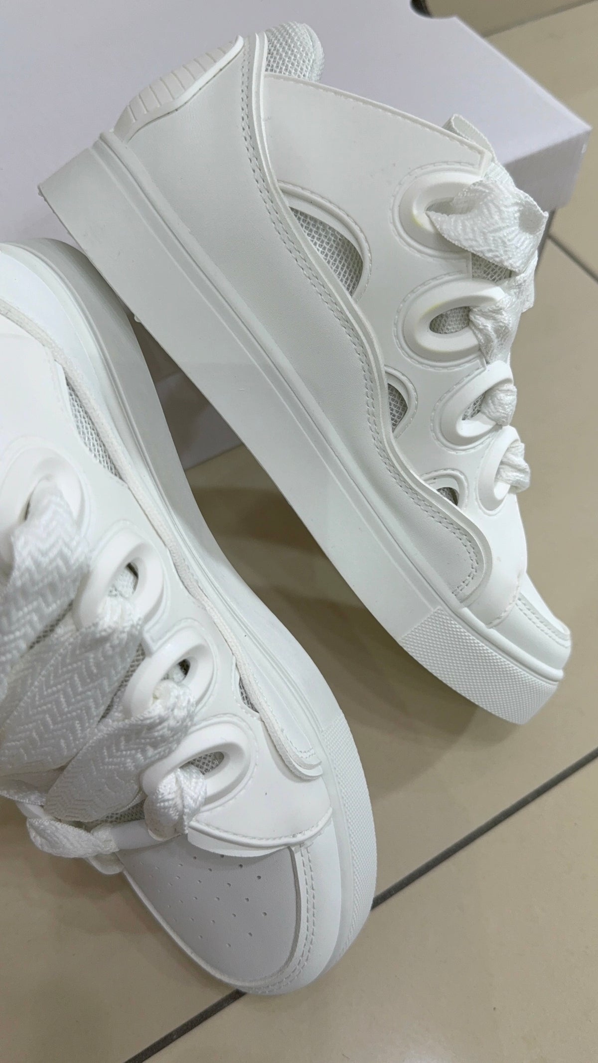 Sneakers Maggie Eco Pelle e Tessuto Lacci Larghi