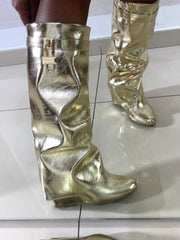 Stivali Arlene con Risvolto in Eco Pelle Oro