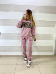 Tuta Thelma Vellutino con Bande Animalier e Punti Luce