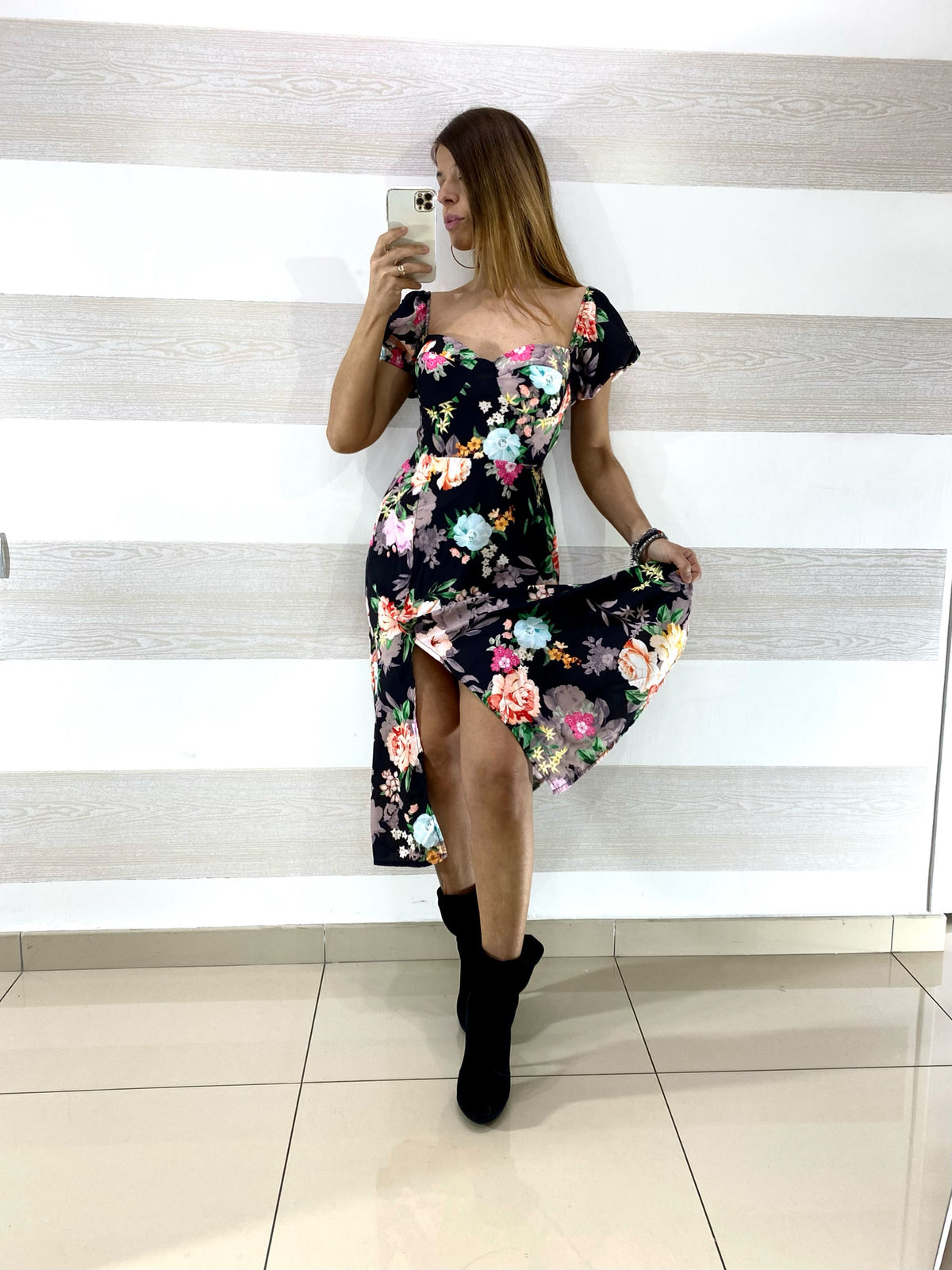 Vestito Frida a Fiori con Maniche Palloncino