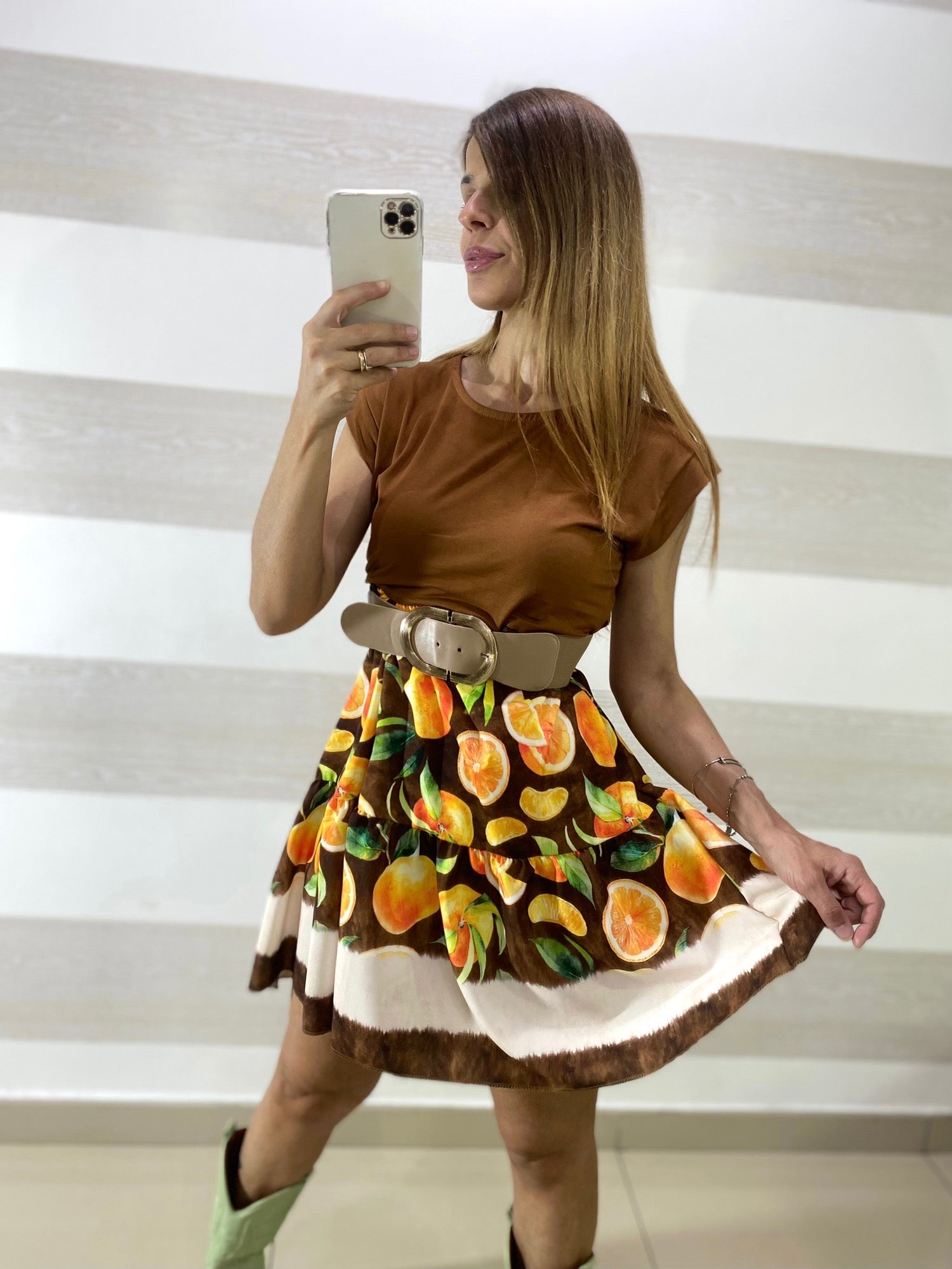 Vestito Fruit Svasato con Cinturino Incluso