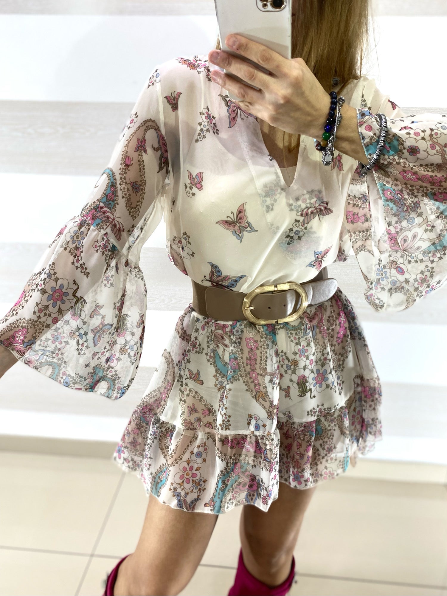 Vestito Iside Tipo Chiffon Fiori e Farfalle