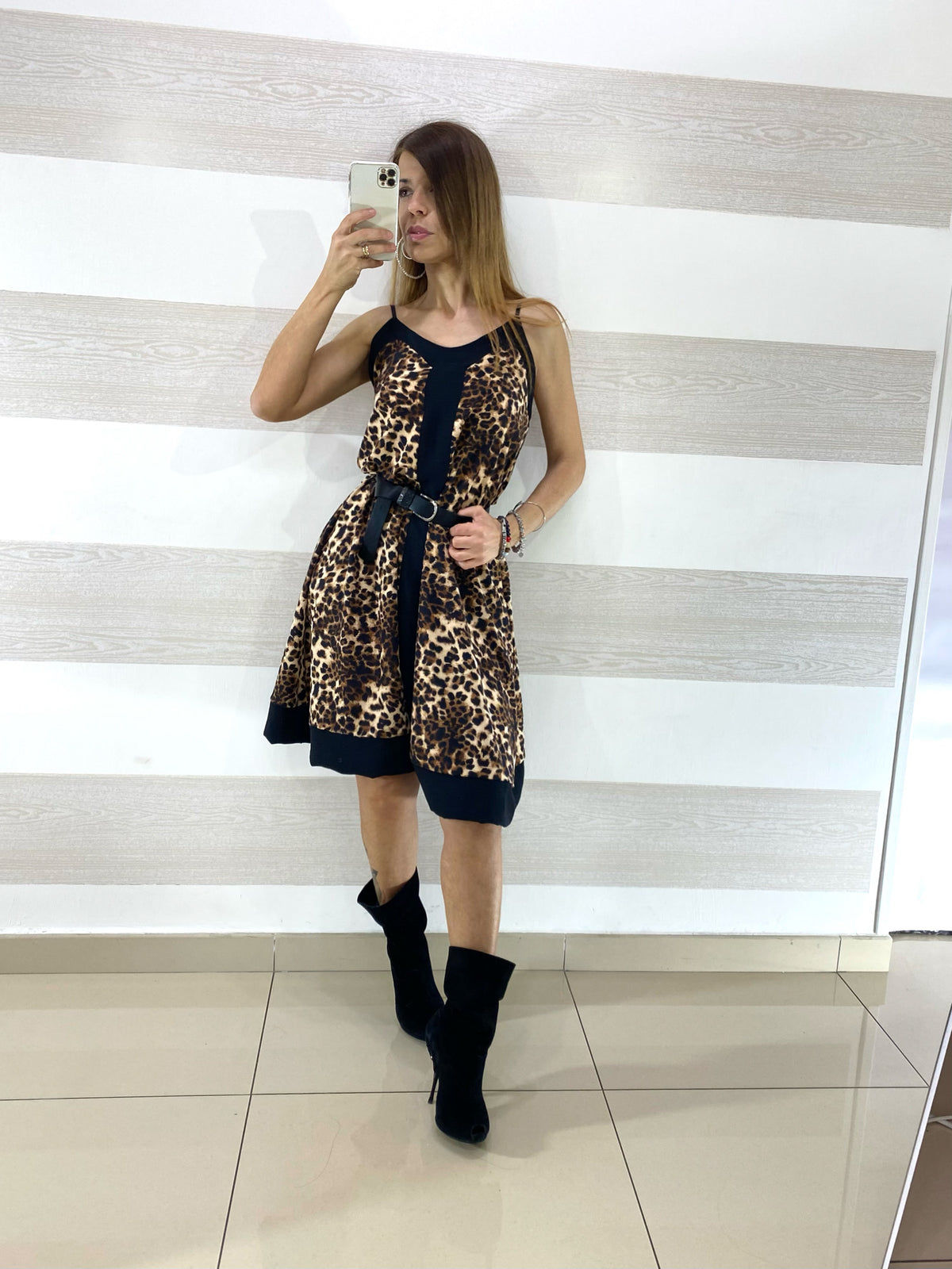 Vestito Katia Maculato con Fascia Nera Centrale
