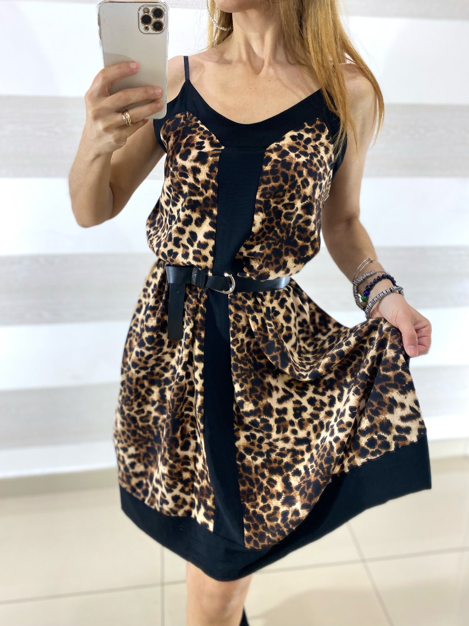 Vestito Katia Maculato con Fascia Nera Centrale