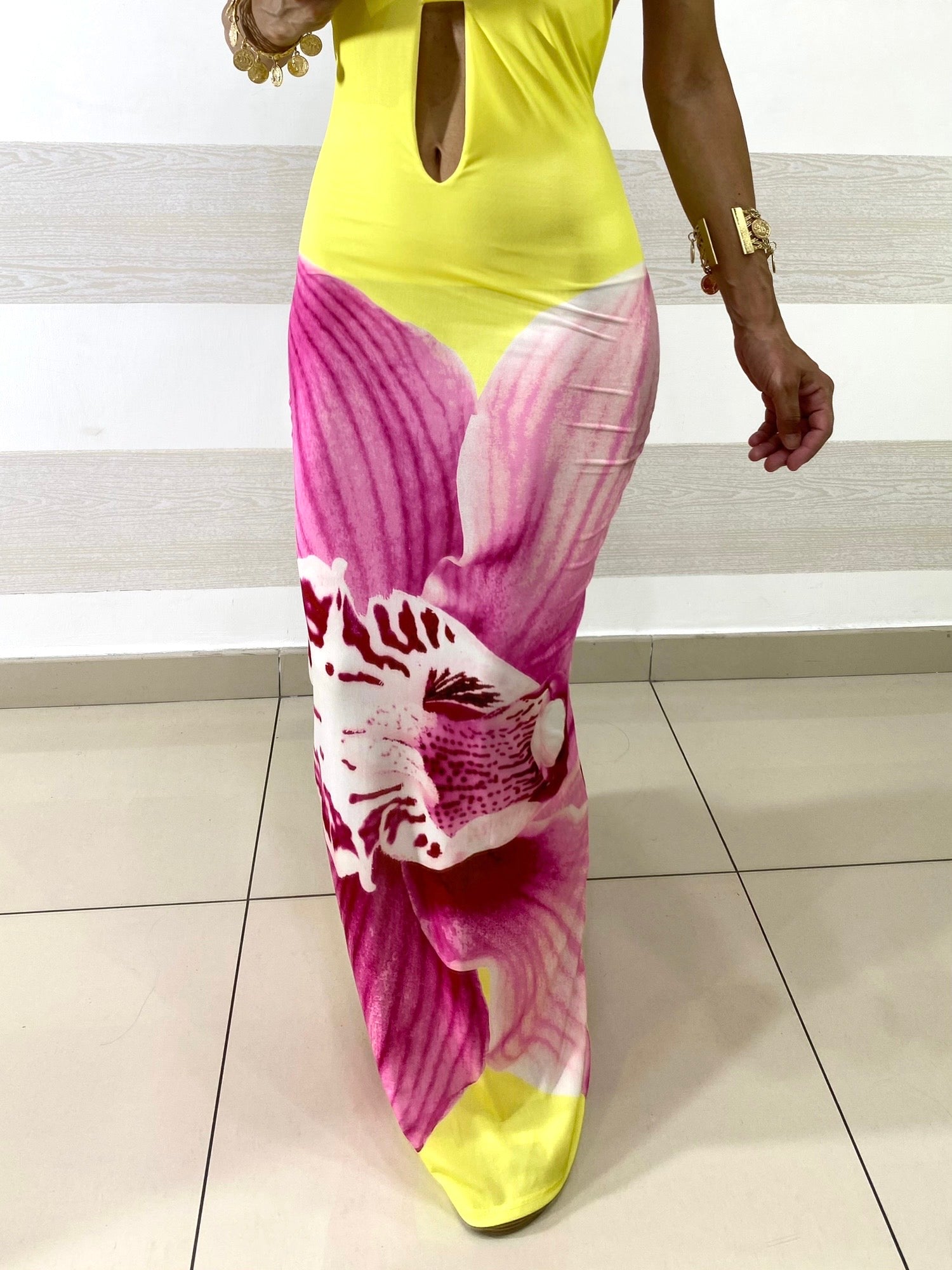 Vestito Reja Rosa Sfumato con Scollo Profondo e Spacco